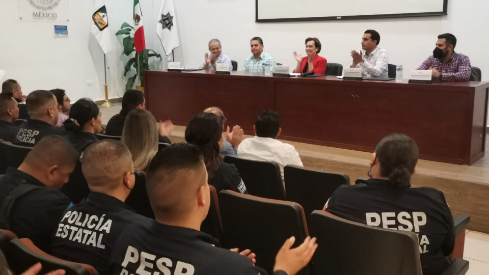Recibirán becas hijos e hijas de Policías Estatales y estado de fuerza de la SSP Sonora